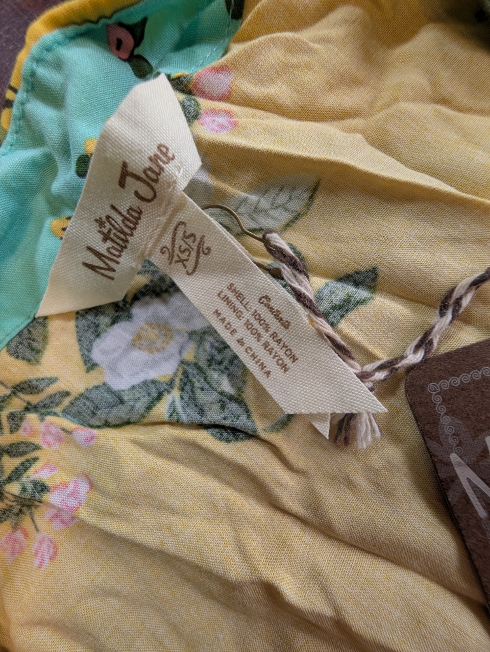 Matilda Jane Komono Yellow Floral Womens XS/S Coverup Lightweight Wrap NWT - Picture 5 of 9